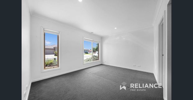 Welcome to the Wynbrook Estate! - Photo 1