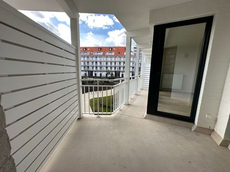 Modern appartement met uitzicht op een sfeervolle binnentuin - Photo 3