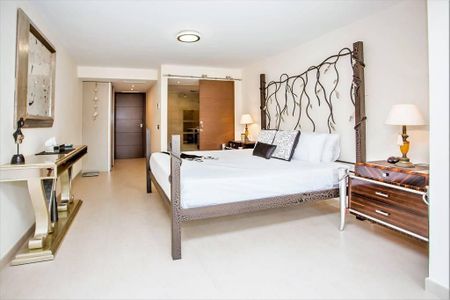 Luxury Villa for rent in Marbella, Spain - Photo 2