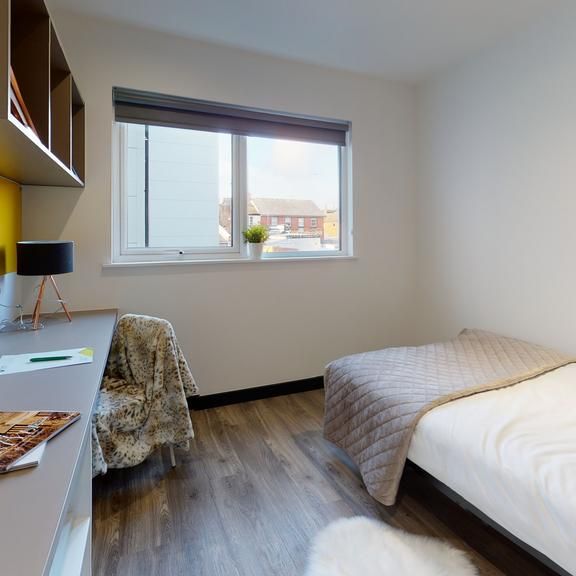 1 bedroom in a flat share to rent - Photo 1