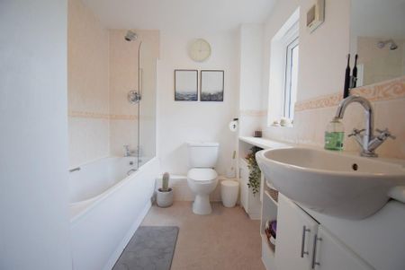 2 bedroom terraced house to rent - Photo 5