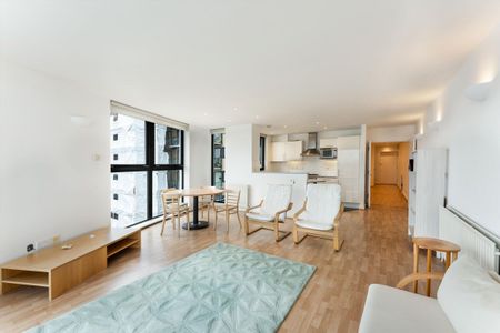 Apartment to let in Ocean Wharf, London E14 - Photo 2