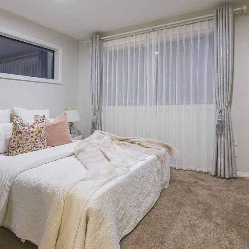 Mt Wellington Modern Home - Long term rental home - Photo 1