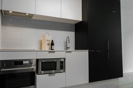 For Lease - 33 Helendale Avenue Unit# 713, Toronto, Ontario - Photo 3
