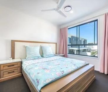 Modern Townhouse in Secure Gated Complex - Photo 6