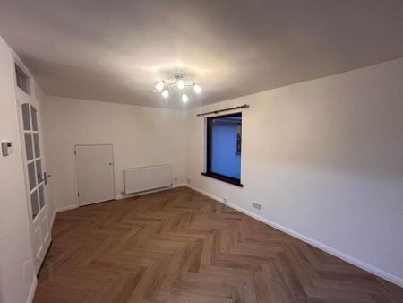 18 Victoria Court, Belfast, BT4 1RQ - Photo 2