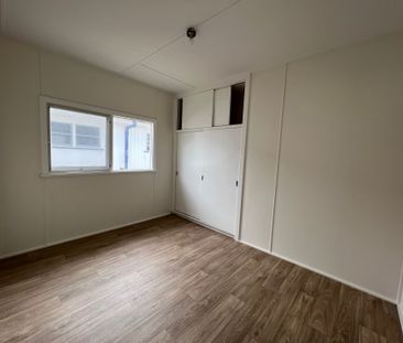 Cosy Beachside Living - Photo 2