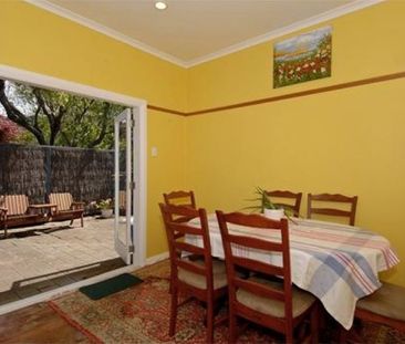 Lovely Character Home in Prime Location - Photo 3