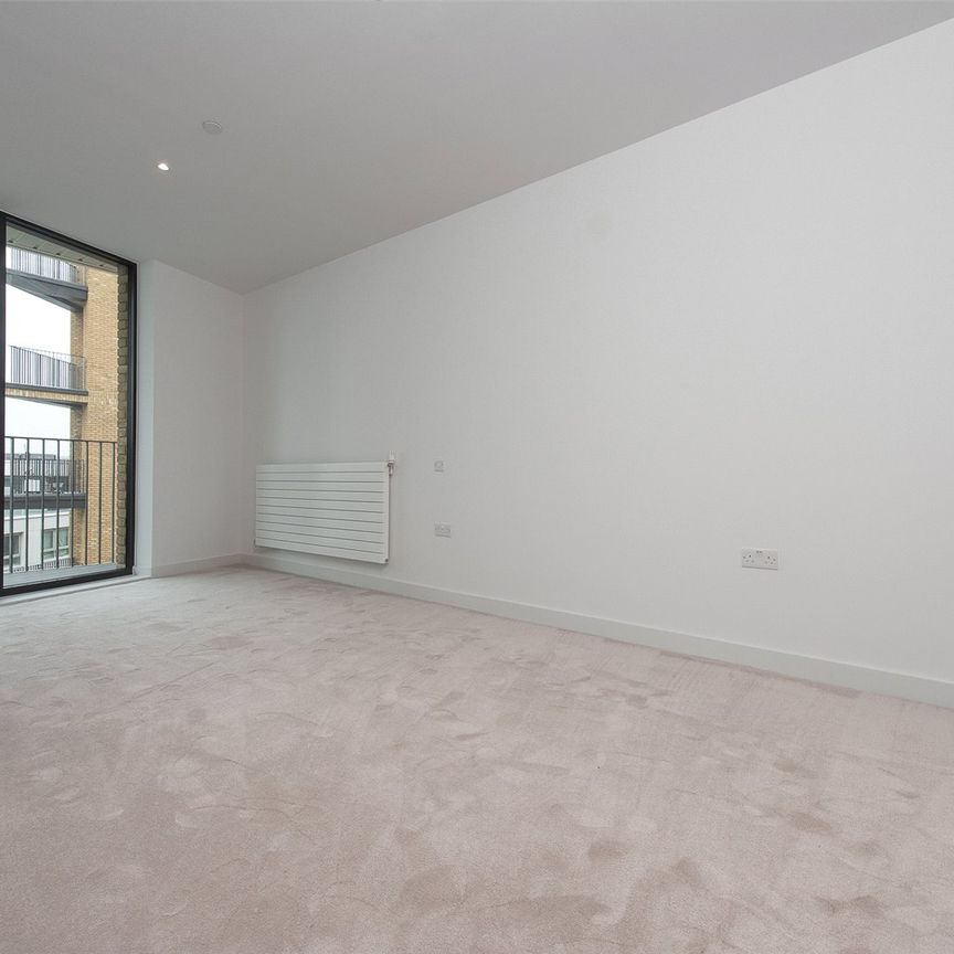 Starboard Way, London, E16 2JW - Photo 1