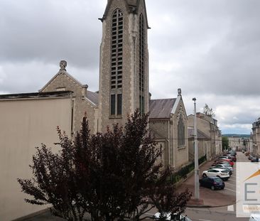 T2 meublé - rue François Perrin proximité Place des Carmes - Photo 2