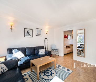 4 bedroom house to rent St. Thomass Street, Portsmouth, PO1 - Photo 3