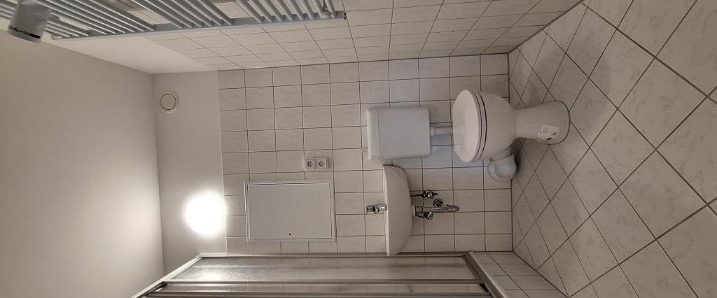 3-room apartment with shower! - Foto 1