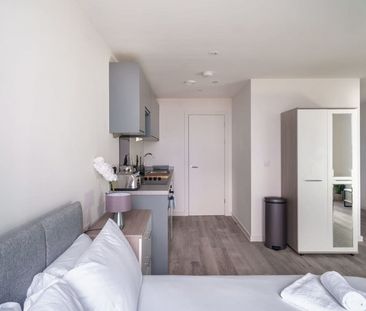 Bevington Bush - Photo 1