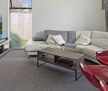 1/1136A Heaphy Terrace - Photo 5