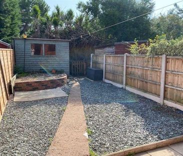 Seymour Courtmarlborough Gardensmalvernworcestershire, WR14 - Photo 6