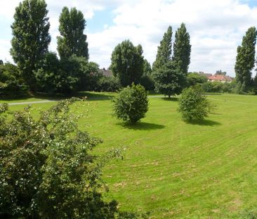 Leyburn Road - Photo 2