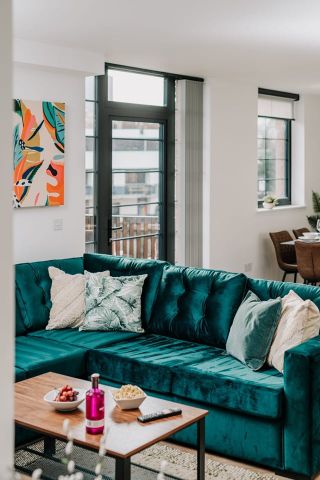 1 Bed Flat, Scotland Street, B1 - Photo 2