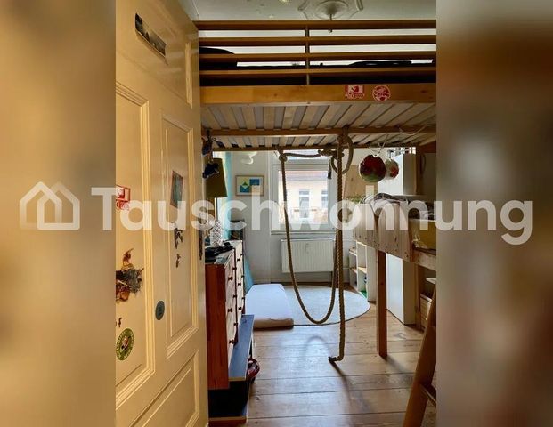 TAUSCHWOHNUNG Schöne Zweizimmer Altbau Wohnung mit Balkon und viel Sonne - Photo 1