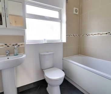 3 bed semi-detached house to rent in Heacham Drive, Leicester, LE4 - Photo 6