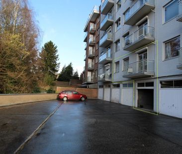 RUIM APPARTEMENT MET 3 SLAAPKAMERS EN GARAGE - Photo 2