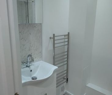 1 Bed Flat, Canberra Close, NW4 - Photo 6