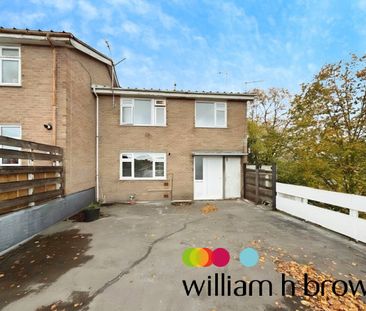 St Lukes Close, Colchester - Photo 3