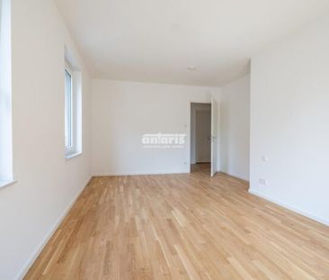 ** Moderne 3-Raum-Wohnung mit LOGGIA und EINBAUKÜCHE direkt im Zent... - Photo 2