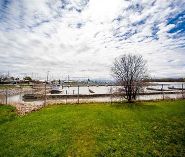 For Lease - 29 Steamboat Way, Whitby, Ontario - Photo 6