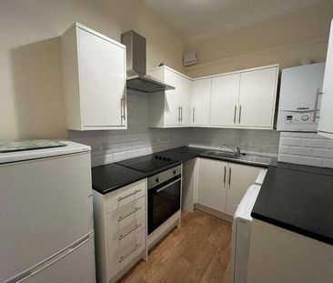 Falmouth, TR11 - Photo 3