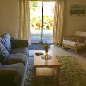 Spacious Bright Furnished 1Br Suite- Walk to Ferry! - Photo 2