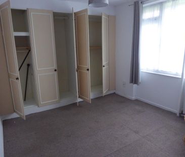 2 bedroom bungalow to rent - Photo 3