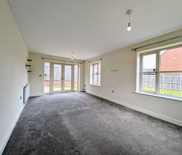 4 bedroom detached house to rent - Photo 2