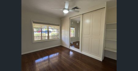 Family Home with Pool - Photo 5