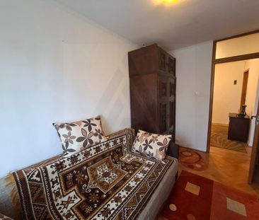 Închiriază Apartament 3 camere Sub Arini - Photo 1