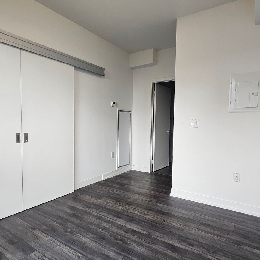 For Lease - 10 De Boers Drive Unit# 501, Toronto, Ontario - Photo 1