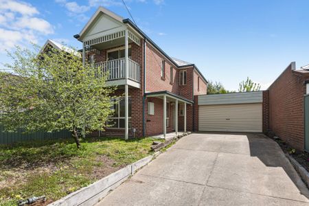 129b Eureka St, Ballarat East VIC 3350 - Photo 4