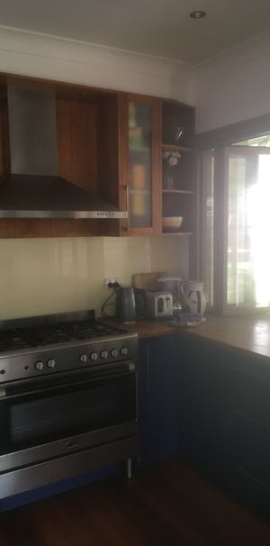 Mount Gravatt - Photo 1