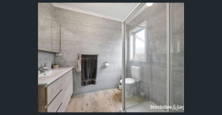 Family HOME- 4 bedrooms - Photo 5