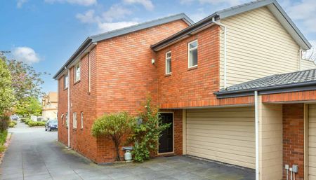 Great 3 Bedroom home in Riccarton - Photo 2