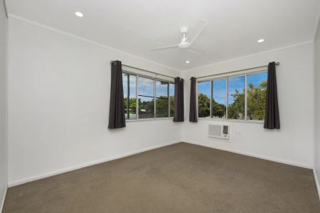 187 Fulham Road, Gulliver. - Photo 4