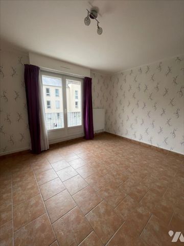 Appartement 3 pièces de 76 M2 avec balcon, ascenseur, stationnement - Photo 3