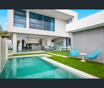 11 Alec Avenue, Miami, Qld 4220 - Photo 5