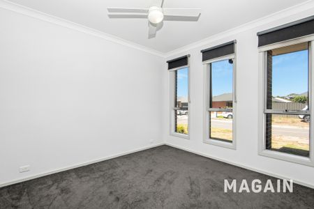 68 Brenton St, Morphett Vale SA 5162 - House For Rent | Domain - Photo 3