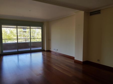 Piso de alquiler en Calle de las Islas Canarias, Valdepastores - Las Encinas - Photo 5