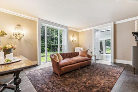 5 bedroom detached house to rent - Photo 2