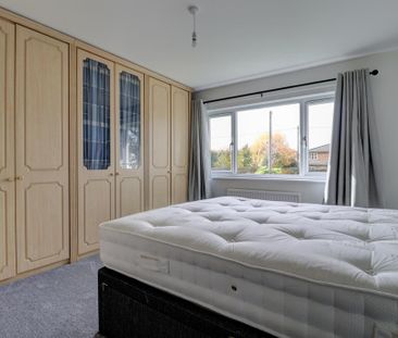 4 bedroom detached house to rent - Photo 5