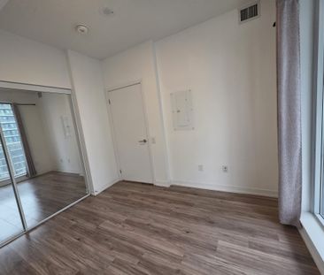 For Lease - 4065 Confederation Parkway Unit# 3112, Mississauga, Ont... - Photo 4