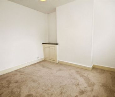 Holmesdale Road, London, SE25 6JH - Photo 2