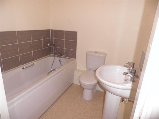 Atlantic Way, DERBY - Photo 1