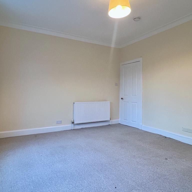 3 bedroom bungalow to rent - Photo 1